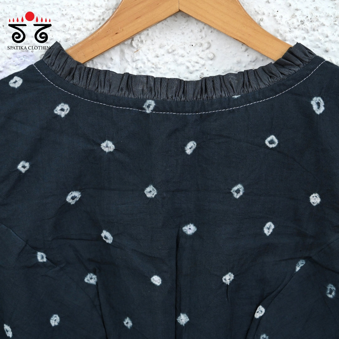 Bandhani Frilled Sleeveless Blouse