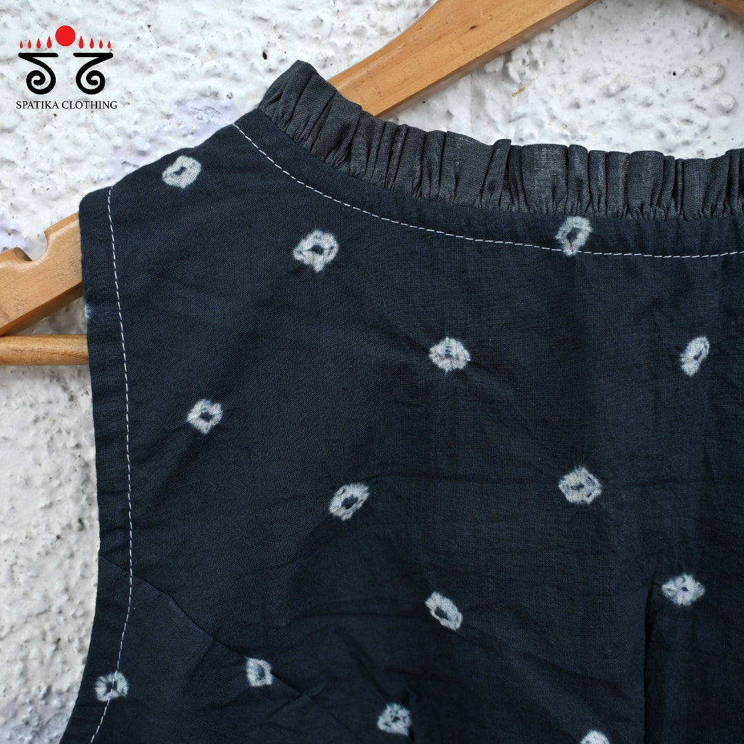 Bandhani Frilled Sleeveless Blouse