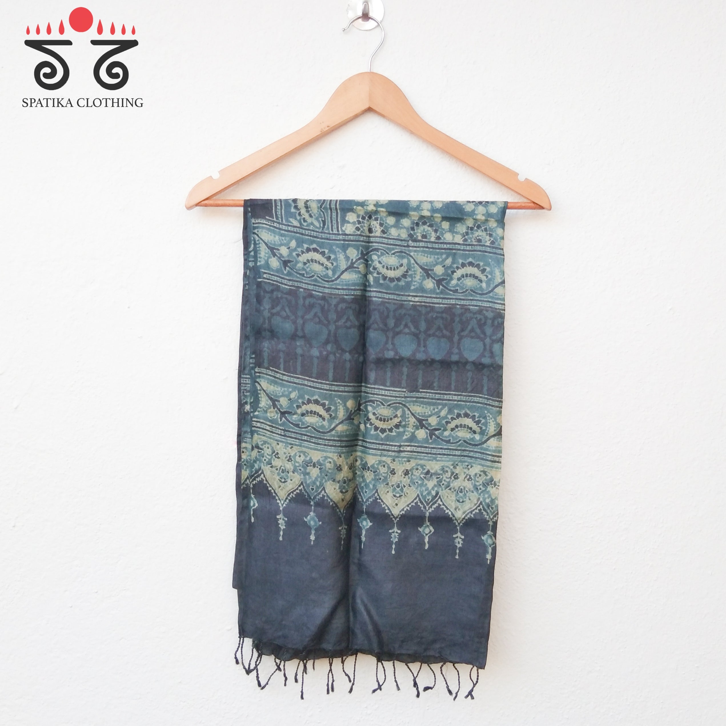 Ajrakh On Tussar Stole - Natural Dyes