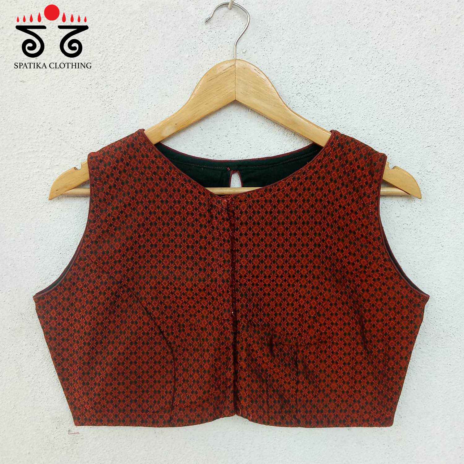 Khun Sleeveless Blouse