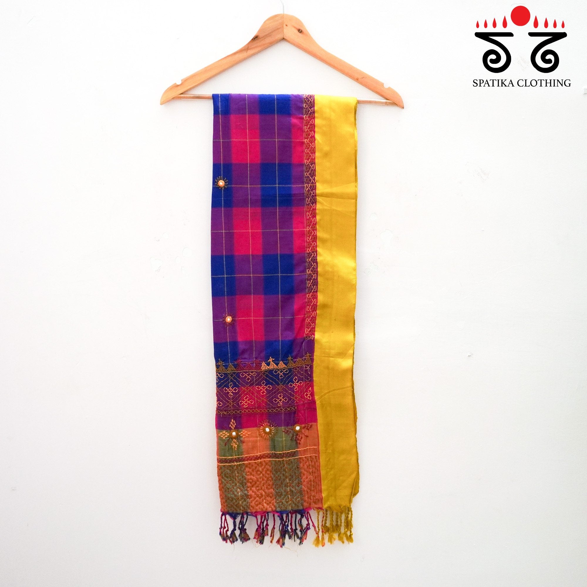 Lambani on Ponduru silk Border Dupatta