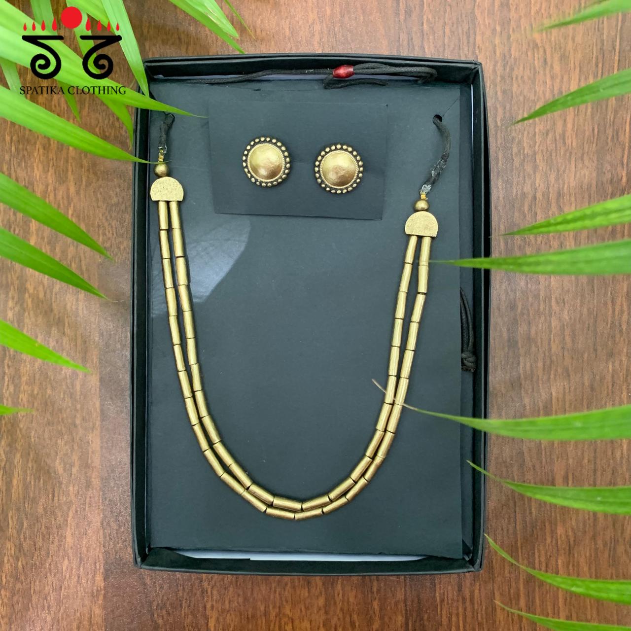 The Terracotta Neck Set