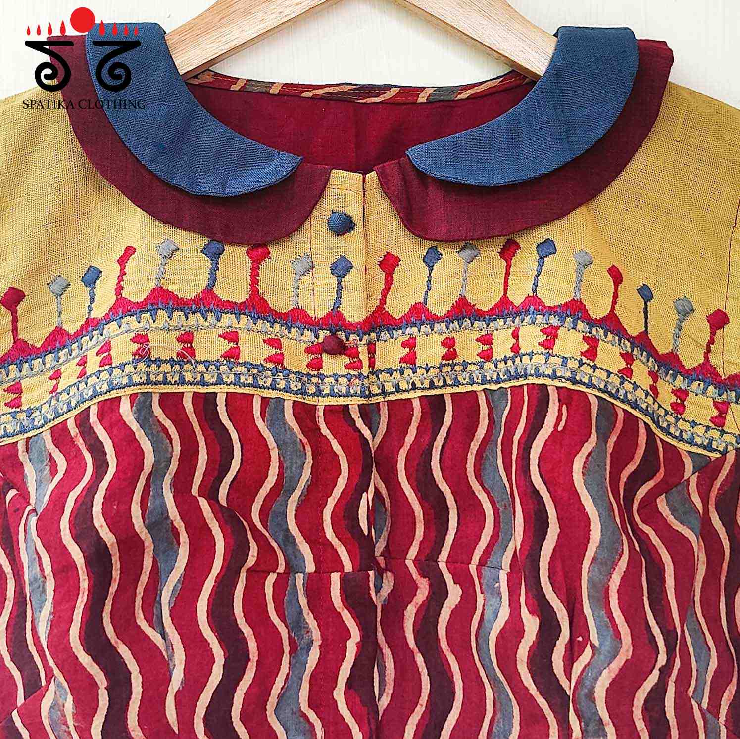 Peterpan Collar Blouse-New!