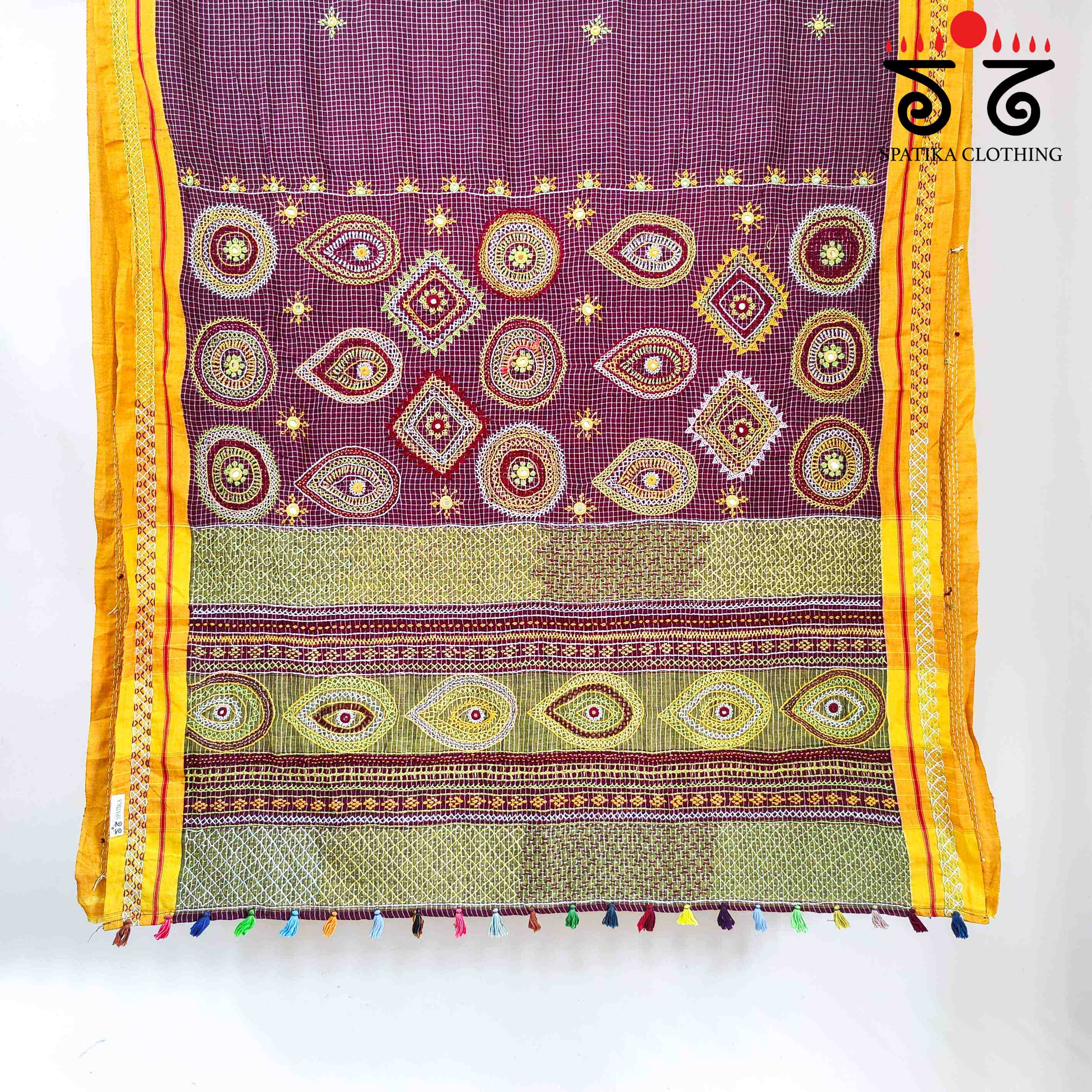 Lambani Handembroidery Patteda Anchu Saree