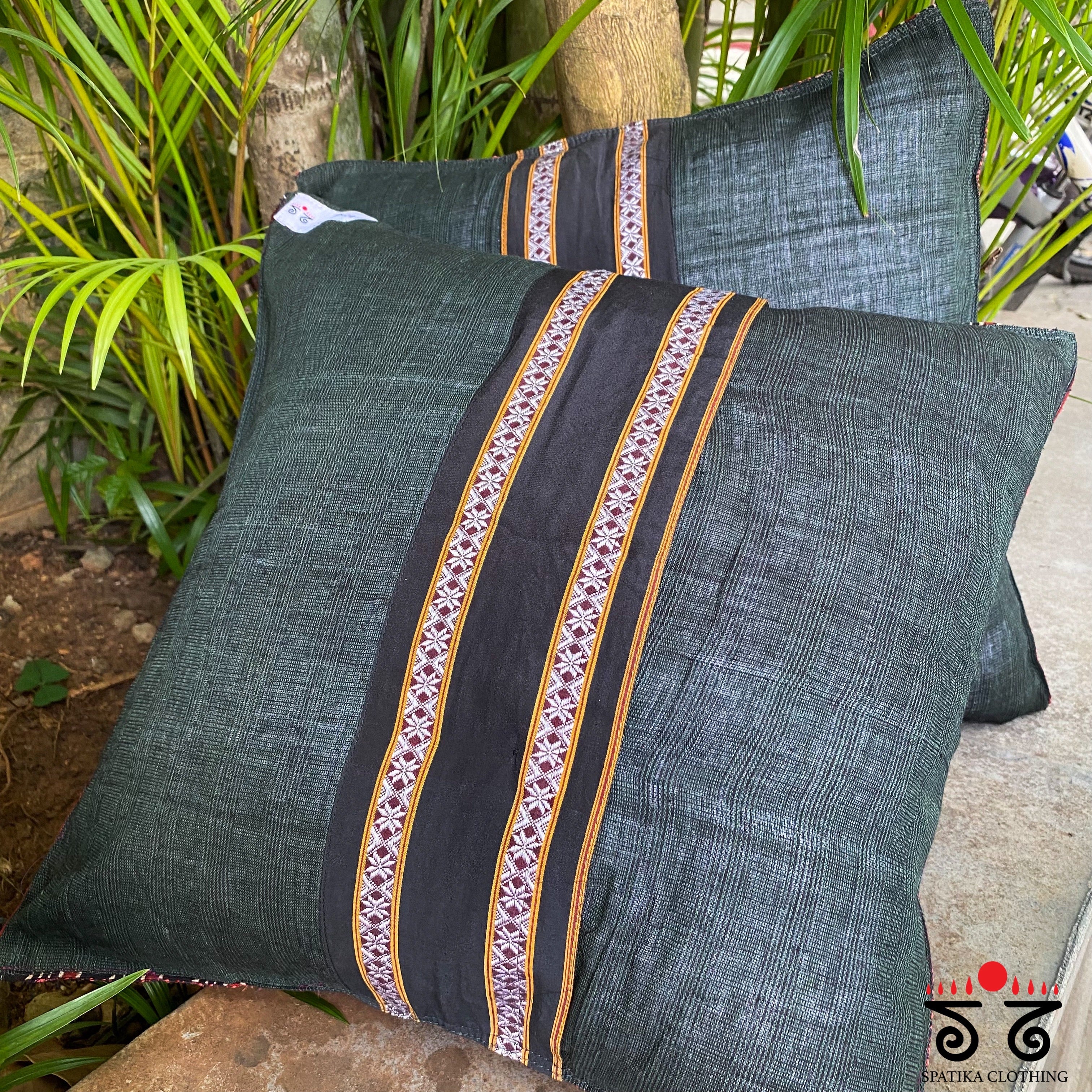 Paisley Bagh Cushion Cover !