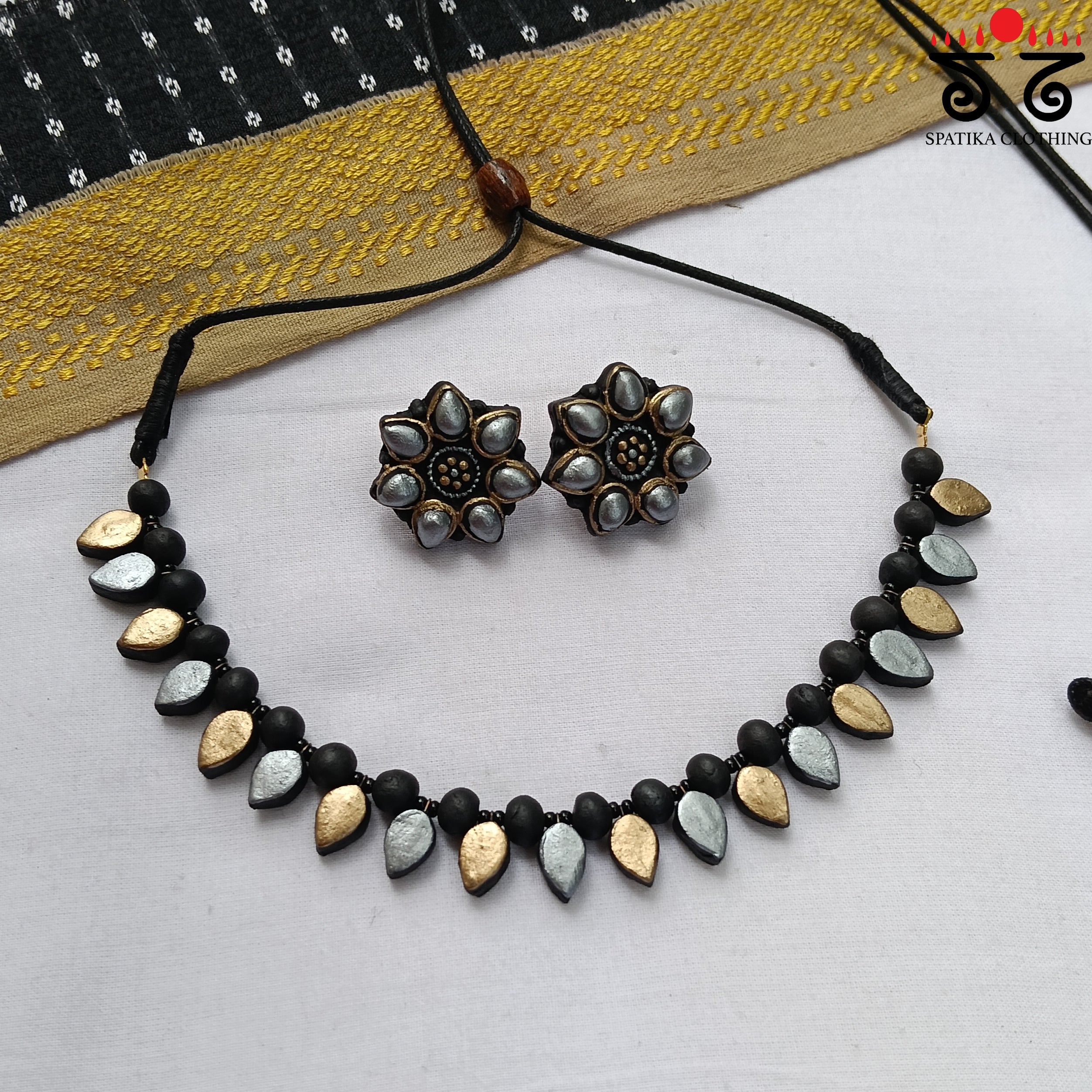 Terracotta Neck Set