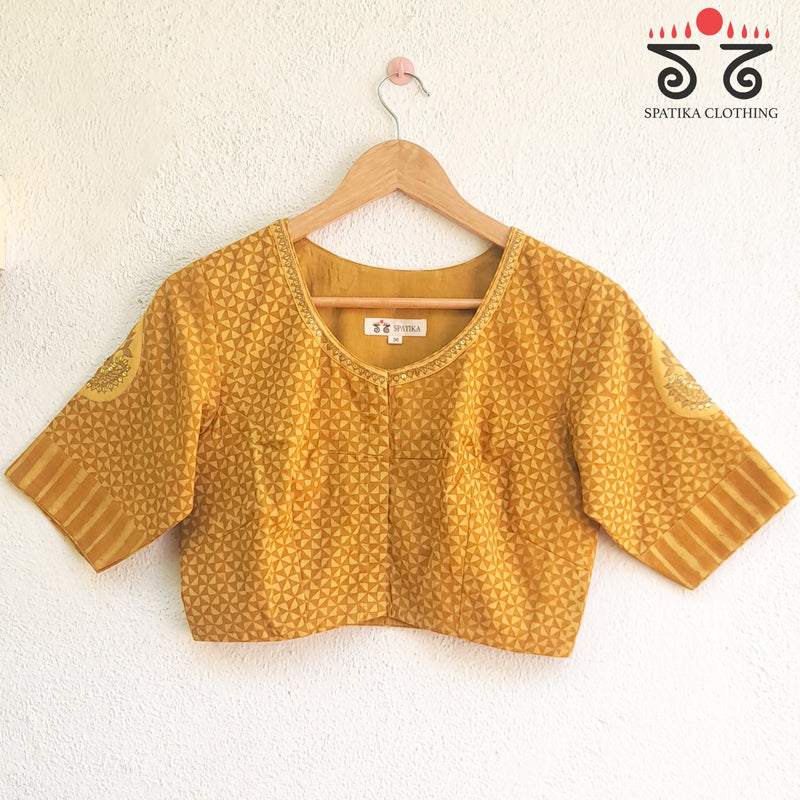 Inlay & Yoke - Handcrafted Blouses in Natural Dyes