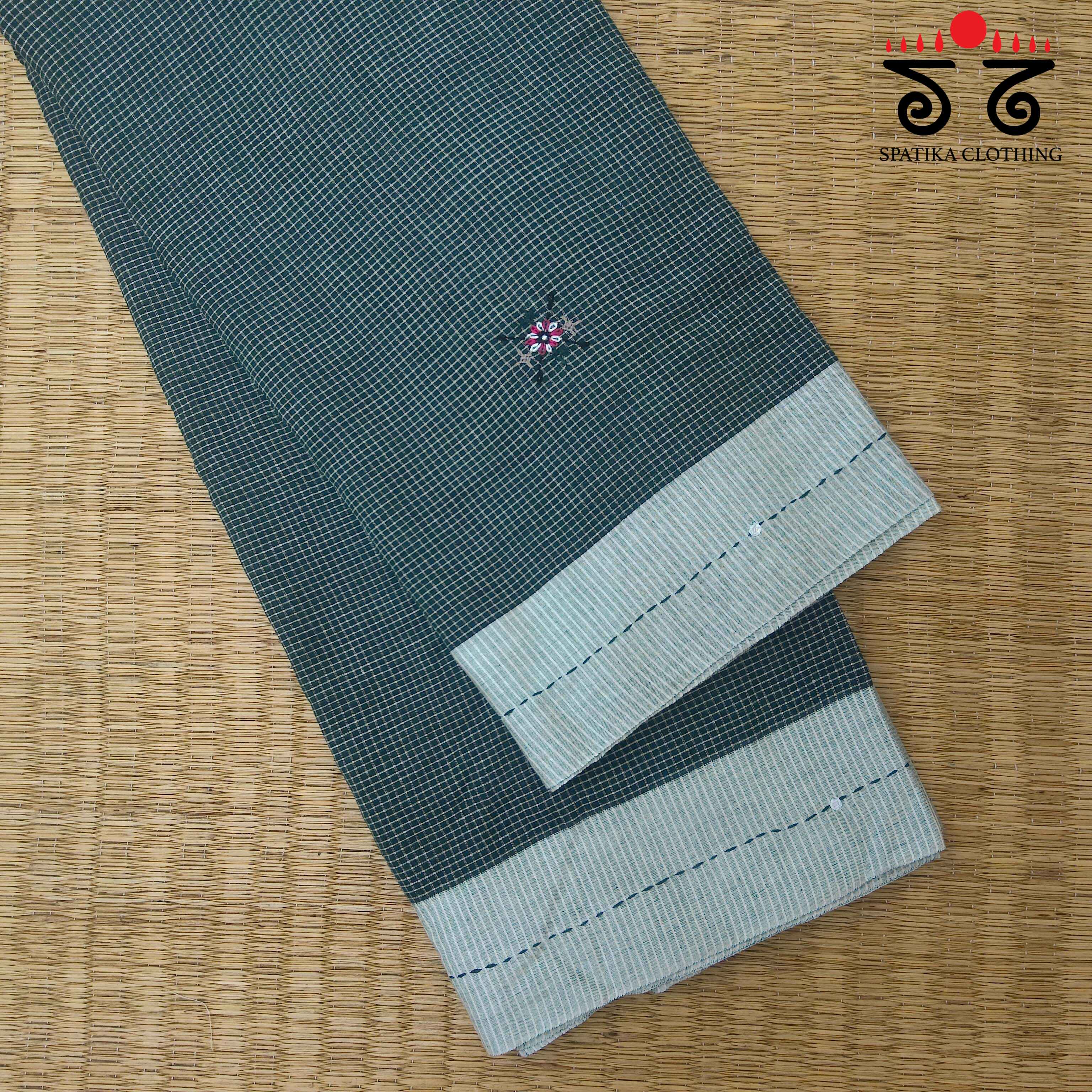 Handembroidered Patteda Anchu Saree