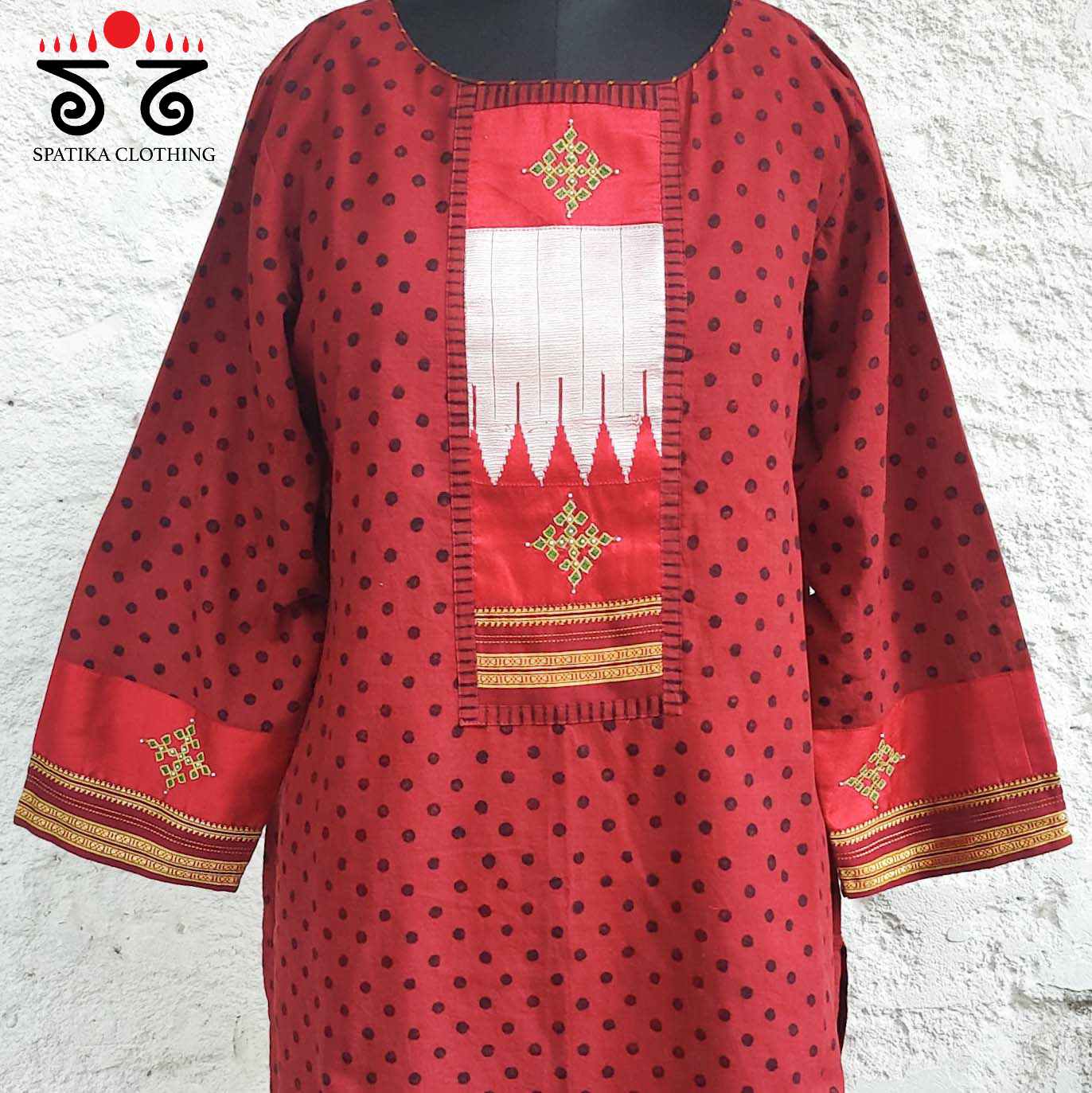 Ajrakh - Ilkal Hand Embroidered Kurta