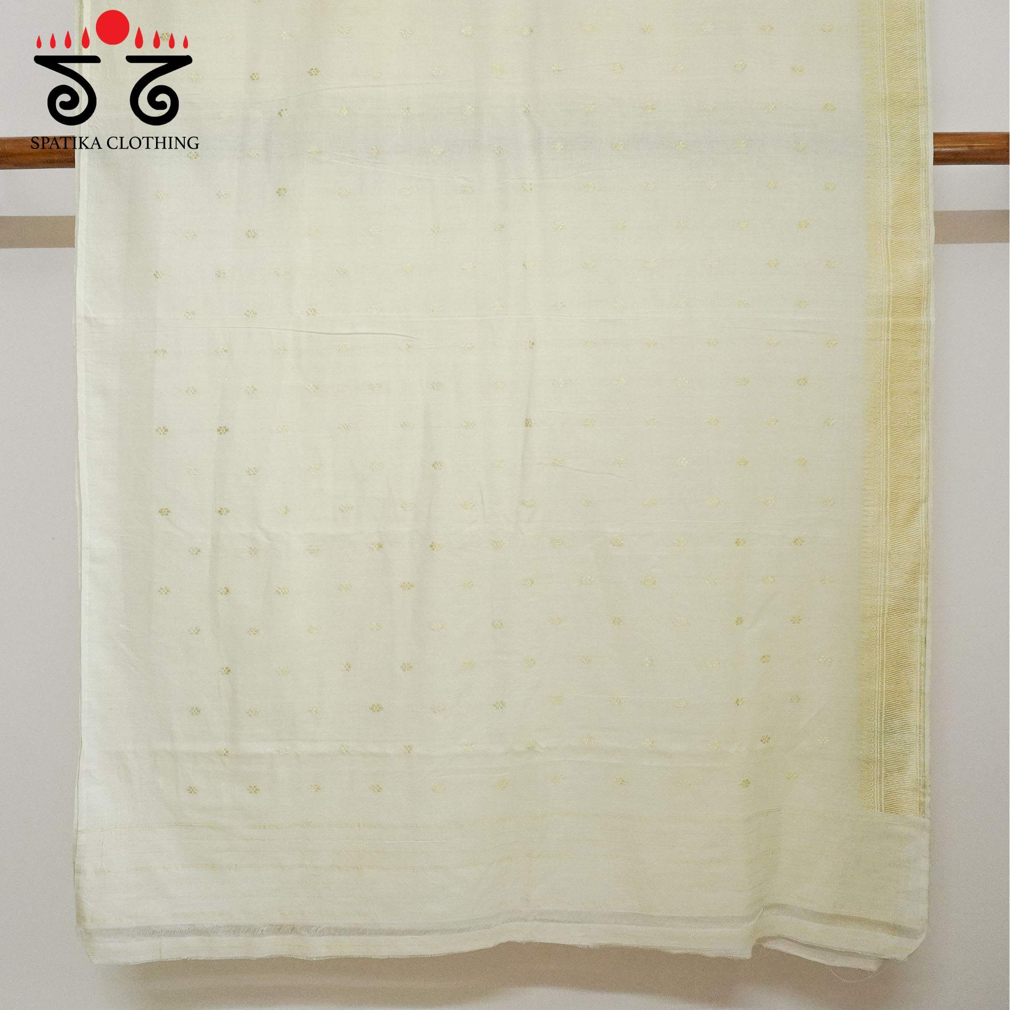 Off-White Handwoven Banarasi Cotton Saree