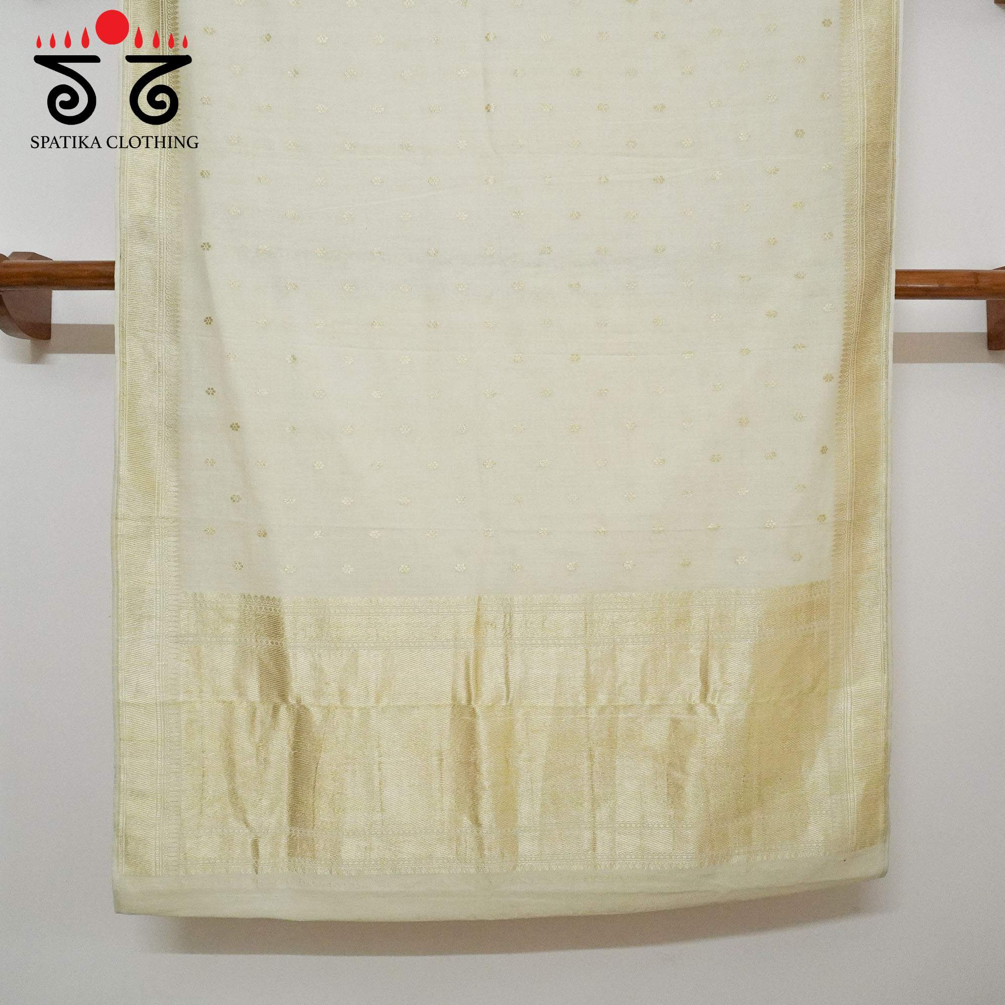 Off-White Handwoven Banarasi Cotton Saree