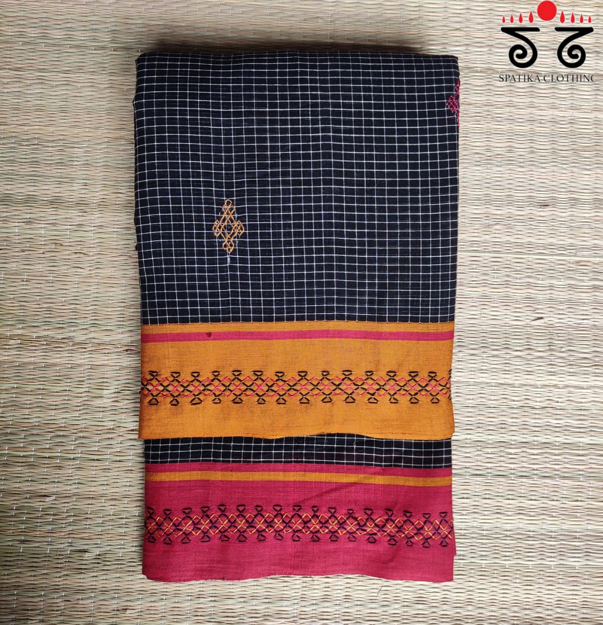 Lambani Handembroidery Patteda Anchu Saree