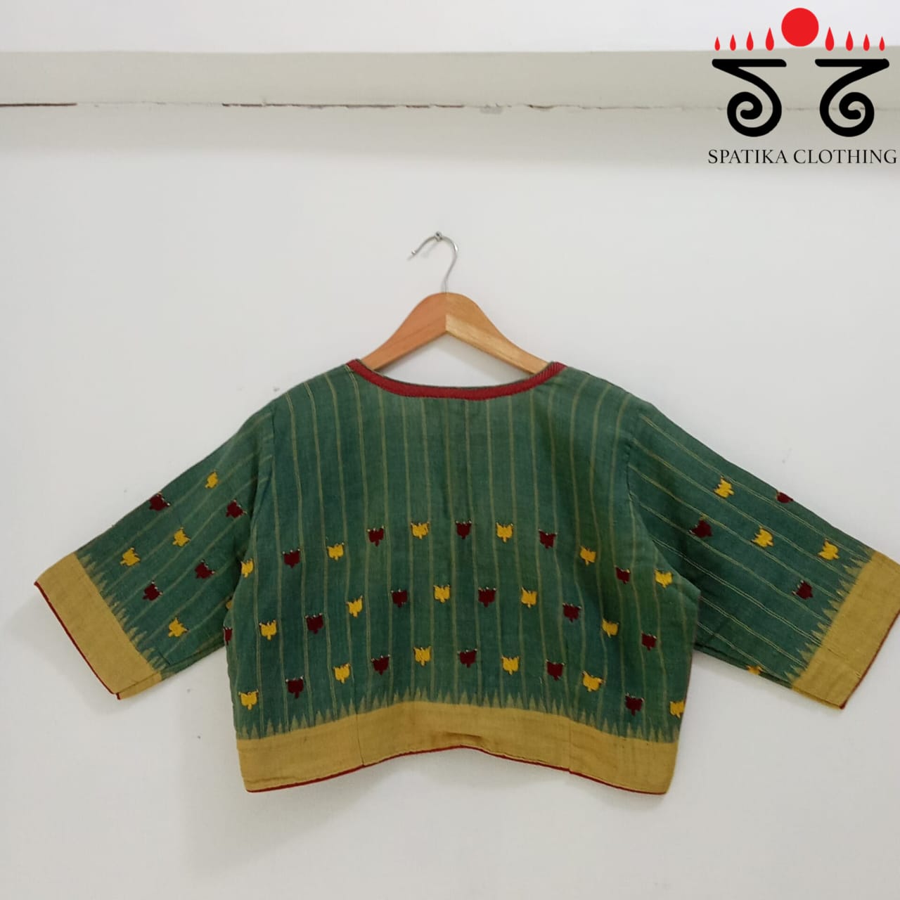 Ponduru Handembroiderd Blouse