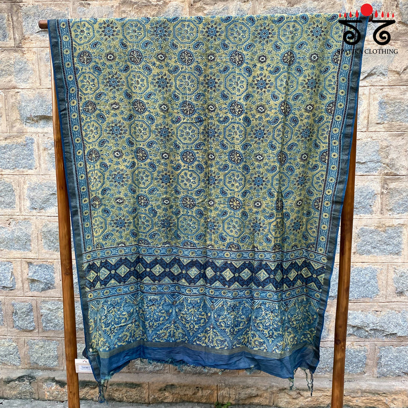 Ajrak on Maheshwari Dupatta