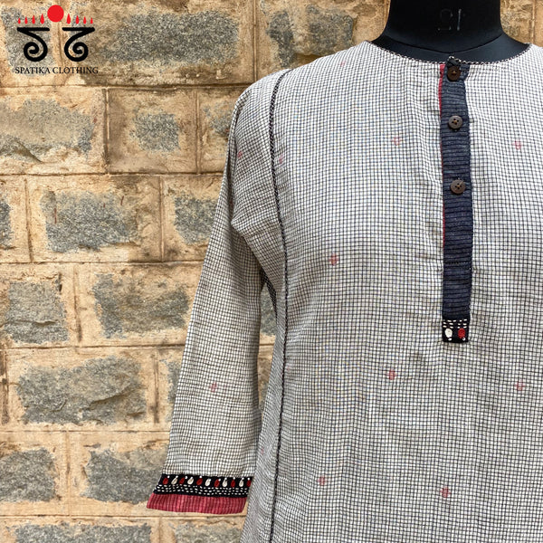 Jamdhani Hand - Embroidered Kurta